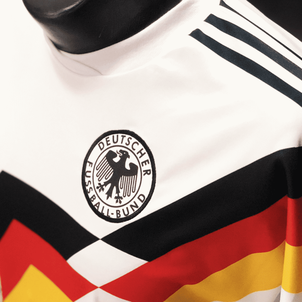 Camiseta-Alemania-1990-detalles
